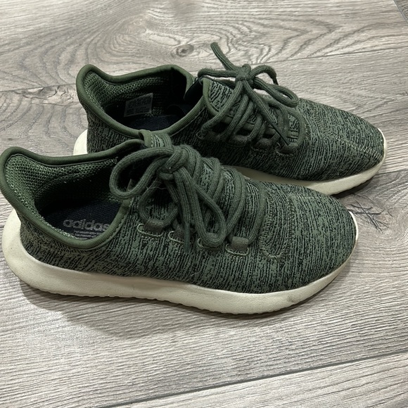Green heather adidas sneakers women’s size 7 - Picture 2 of 5